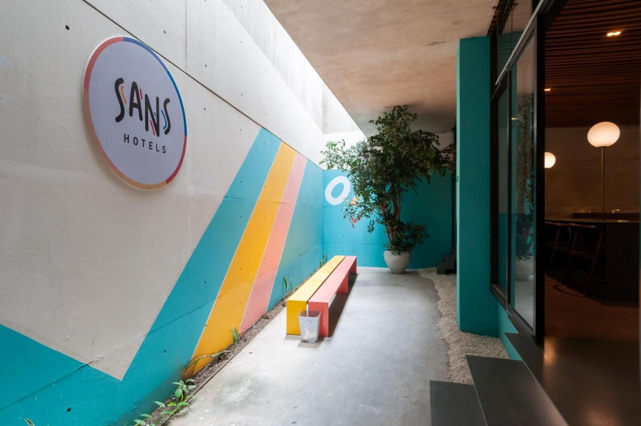 Sans Hotel Finest Medan Buitenkant foto